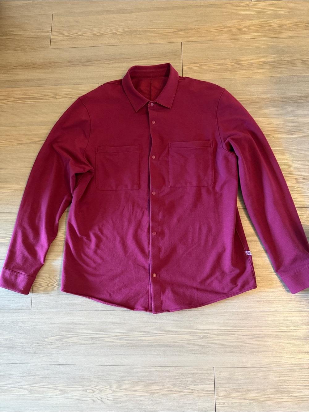 lululemon athletica Men's Button-Down Shirt in Deep Burgundy